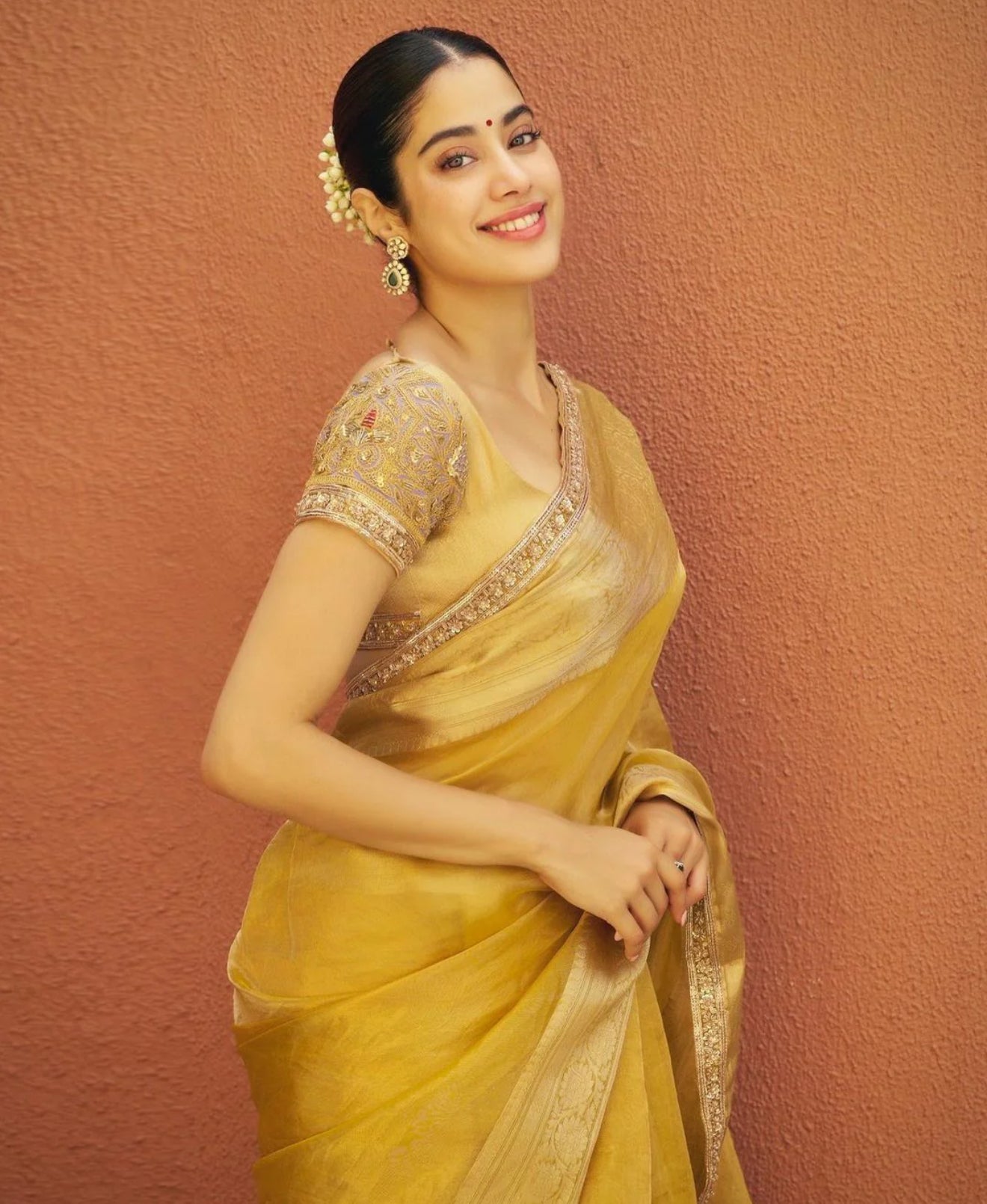 Janhvi Kapoor Fame Soft Tissue Silk Yellow Party Wear Saree