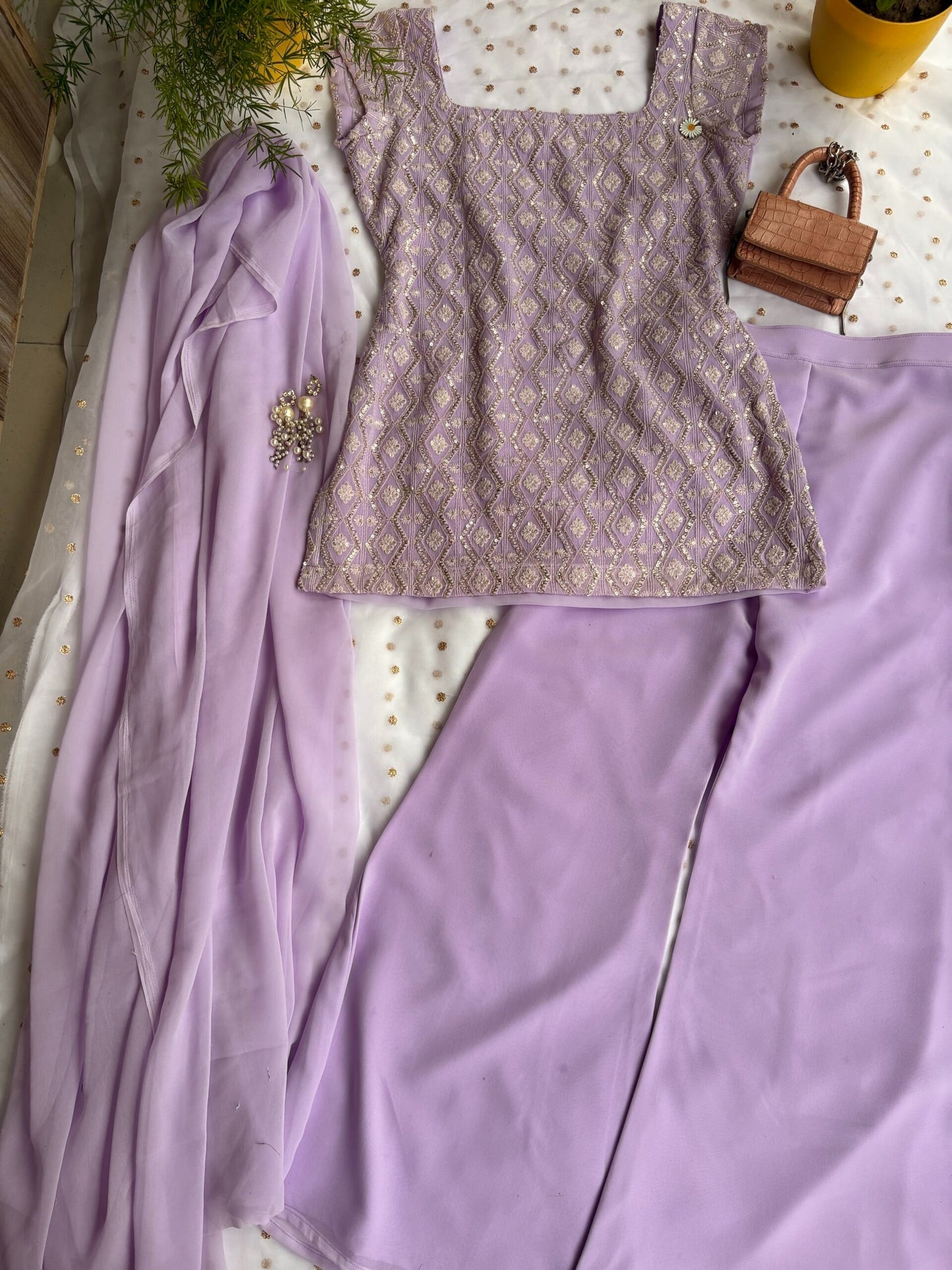 Kareena 90s Iconic Suit