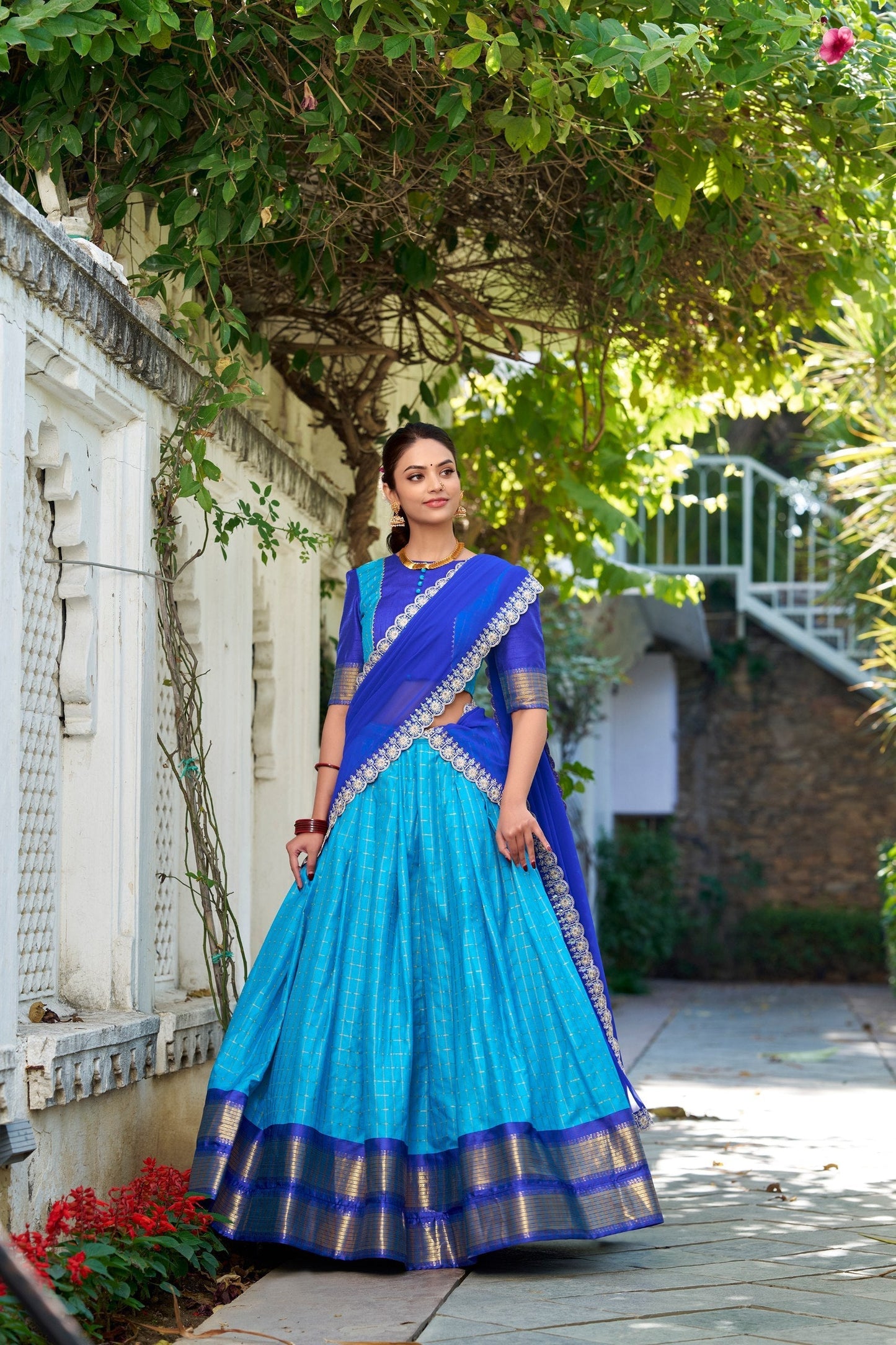 Stylish Zari Chex Weaving Worked Lehenga Choli Set