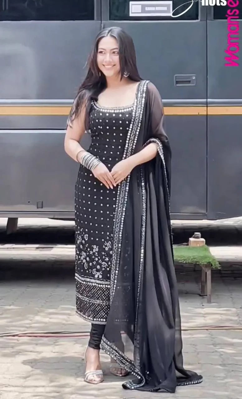 Black Straight Suit Set With Embroidered Elegance With Mirror Work